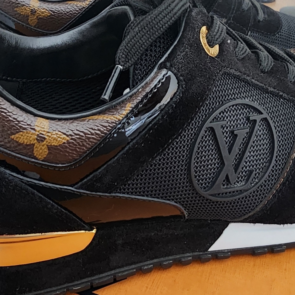 LV Runaway sneakers sz 39 - Picture 5 of 7